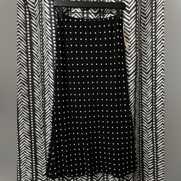 Aeropostale Black and White Polka Dot Midi Skirt - Picture 2 of 7